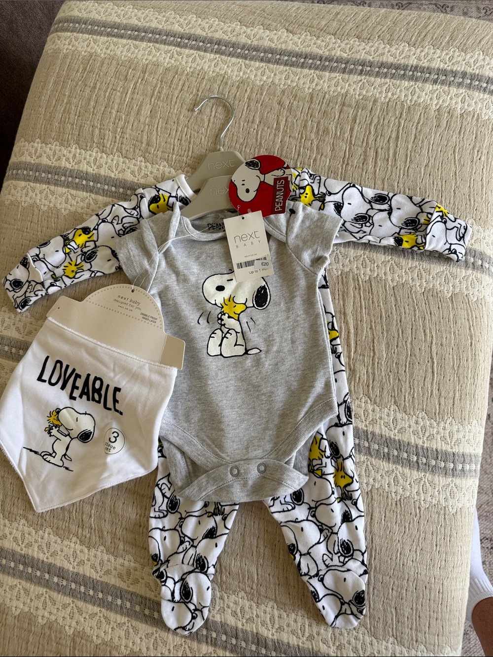 Adorable Brand New 2 Piece Peanuts Baby Girl or Boy One-Piece Footie Set